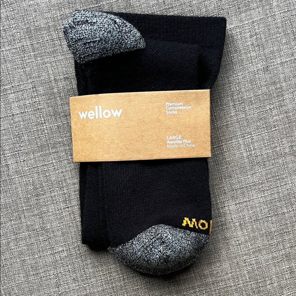 Wellow Black Premium Compression Socks Large NWT